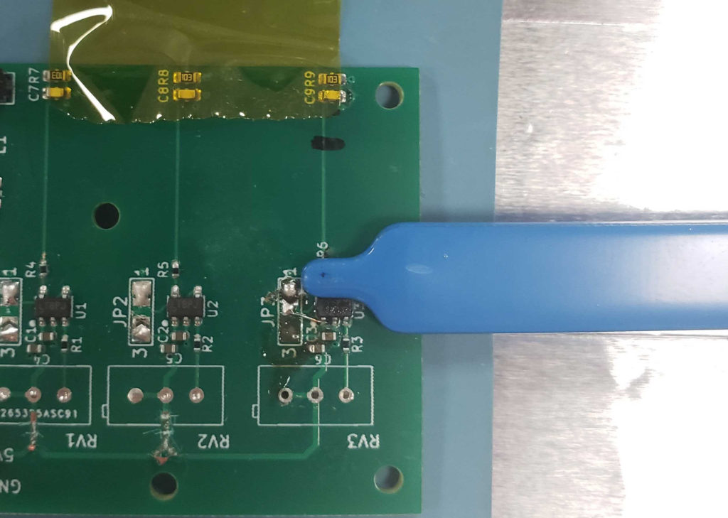 The wrong location for the probe is in-between the IC and the resistor